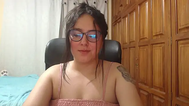 دردشة Venus_cat_ الجنسية المباشرة