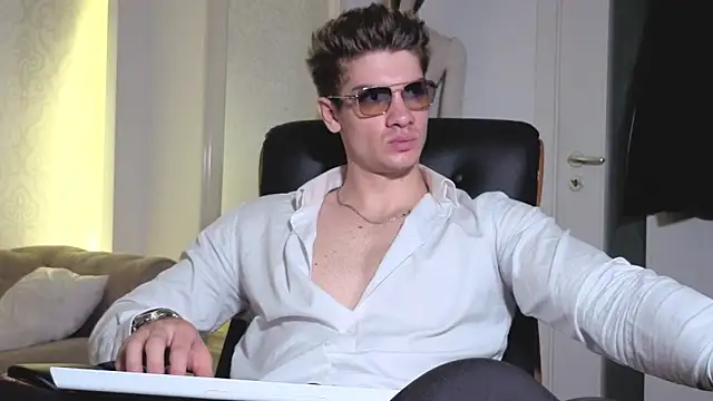 MaxKaiden Obrolan Langsung XXX