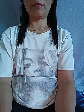 Chat XXX en directo de Doremon_95