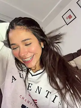 crystal_bunny7's Live XXX Chat