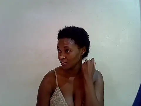 Chat +18 de Sierra_queen ao vivo