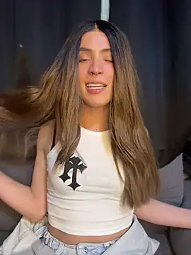XXX chat uživo modela Lottus_fire