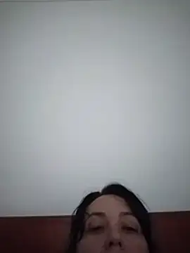 Cryscplm's Live XXX Chat