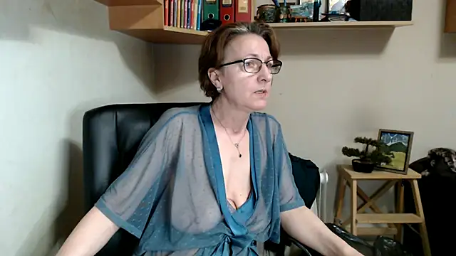 Živý XXX chat katemodel