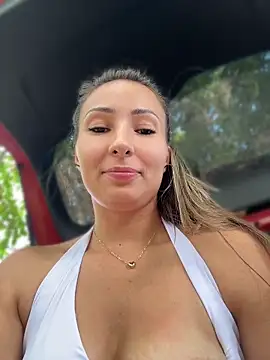 Wonder_Kari – Live XXX-chat