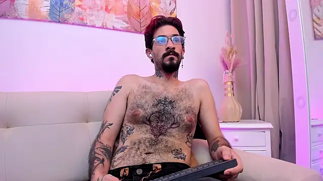 XXX chat uživo modela Jonathan_Soto