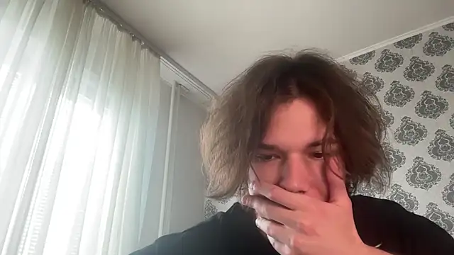 tomasdickpick Adlı Modelin Canlı XXX Sohbeti
