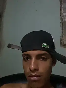 Aleexxx_2005 现场XXX聊天