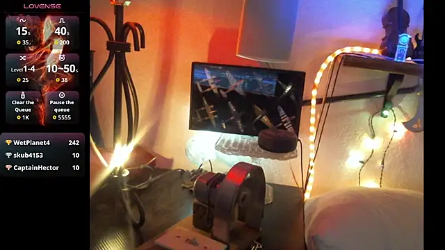 Pussyeat2please live XXX chat