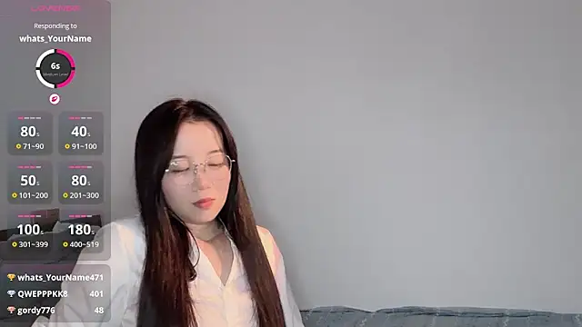 77-Vicky live XXX chat