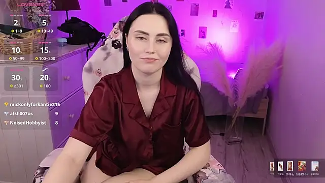 צ'אט XXX בשידור חי של NoraLumi