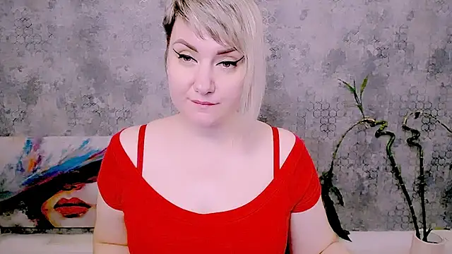 Djullia Live XXX-Chat