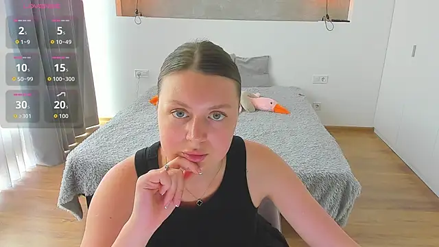 Kitkatvel élő XXX-chatje