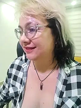 AnyaLuxx Obrolan Langsung XXX