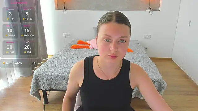 XXX chat uživo modela Kitkatvel