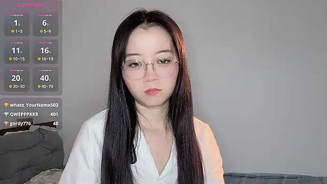 77-VickyのライブXXXチャット