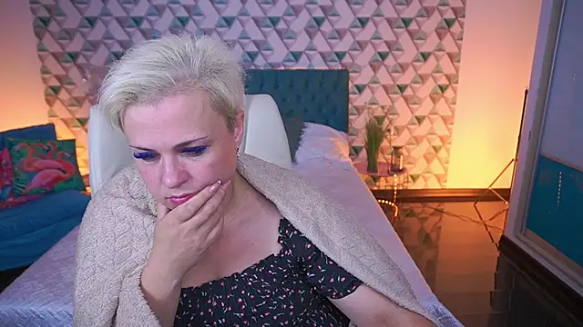CrystalVibe Chat XXX live
