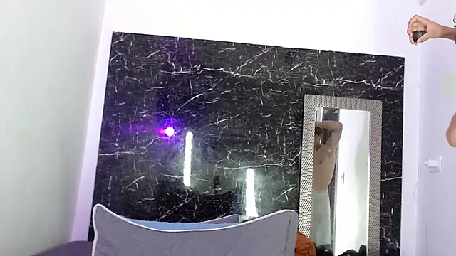 Živý XXX chat Adrian_Wolf