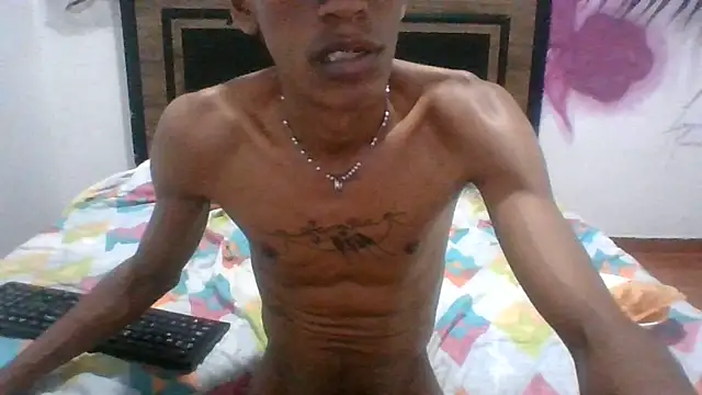 AlbertBigCock Show in webcam