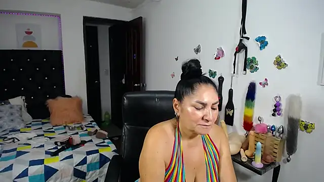 Онлайн чат XXX mature_bigboobs10