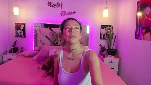 Karly_moon Obrolan Langsung XXX