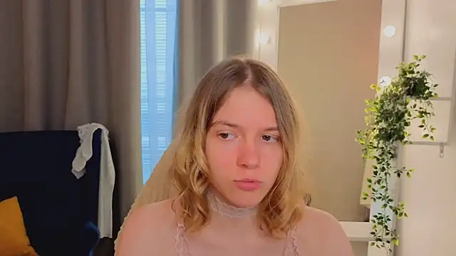 MilanaRayy's Live XXX Chat