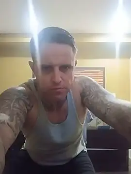 Chat XXX en directo de ThickaThuckDick07