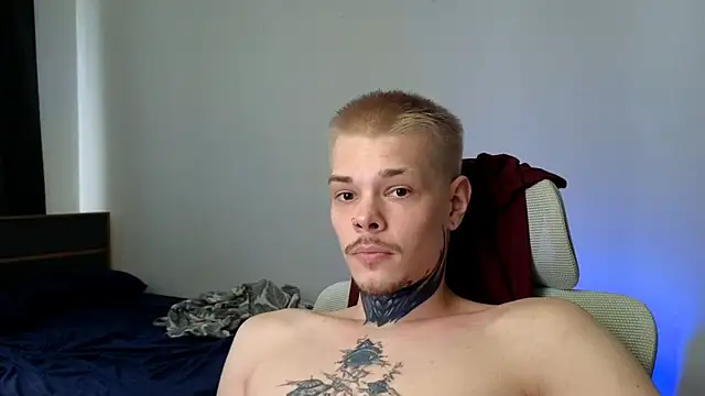 DENIS_HERE: απευθείας συνομιλία ΧΧΧ