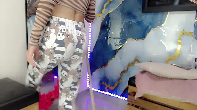 NathalialLooes live XXX chat