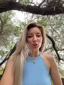 XXX chat uživo modela Crazy-Rosa