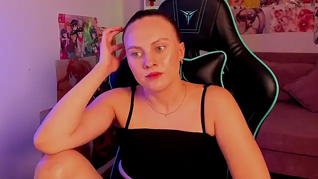 LumeriSoren Chat XXX live