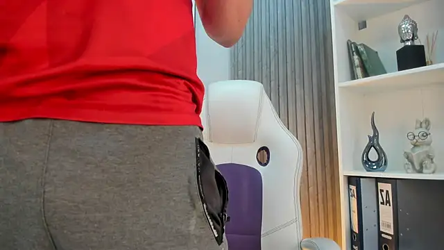 JuanKFit_45 Live XXX-Chat