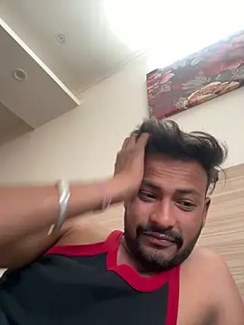 newdelhiBOY_ Adlı Modelin Canlı XXX Sohbeti