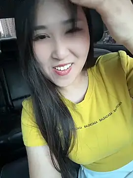 FannywellのライブXXXチャット