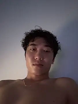 YourBadboy718's Live XXX Chat