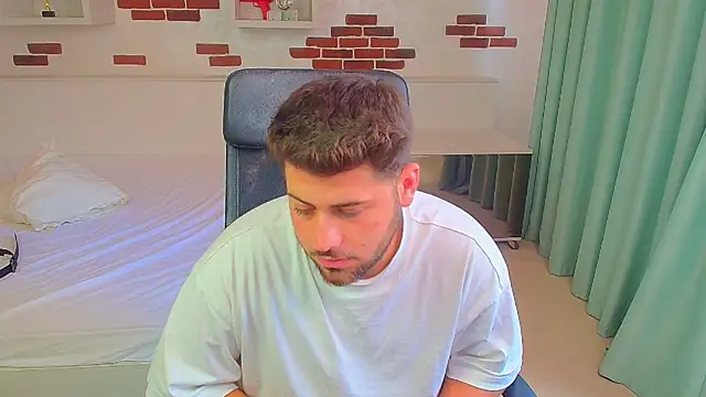 DaxGreer's Live XXX Chat
