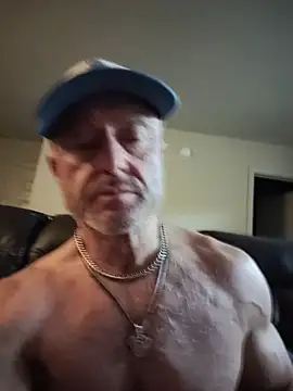 Slydog1010 Live XXX-chat