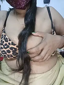 צ'אט XXX בשידור חי של copledesisiraa