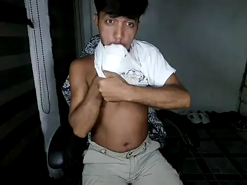 Spicy_RowyCam 现场XXX聊天