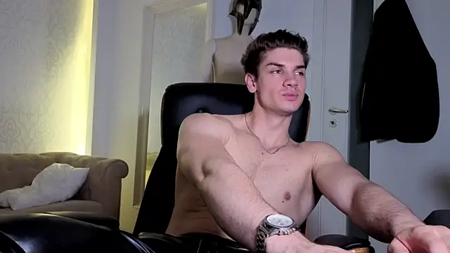 MaxKaiden Live XXX Chat