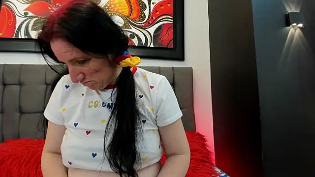 CloeMature – Naživo XXX chat