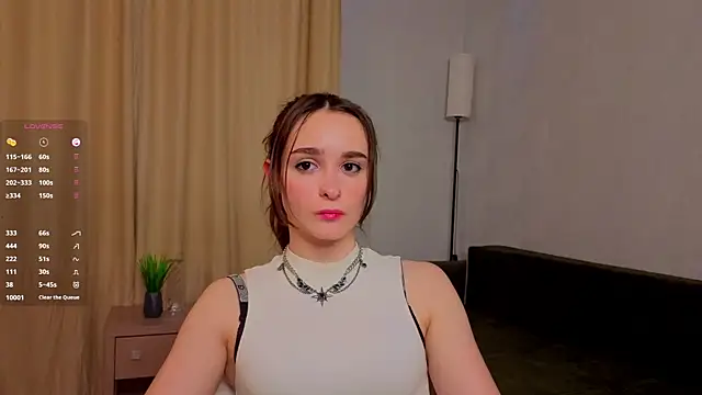 VantaLirien Chat XXX in diretta