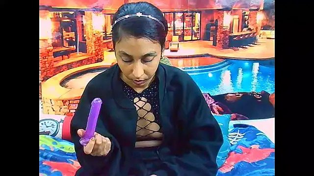IndianSexyButt Chat XXX in diretta