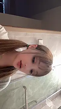Yr_kitten_333 即時 XXX 聊天
