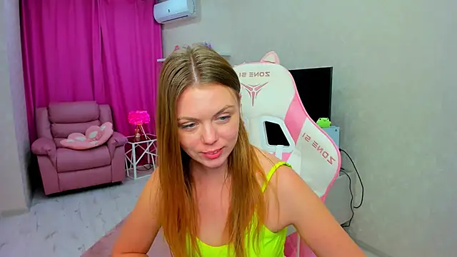 Strawberrye's Live XXX Chat