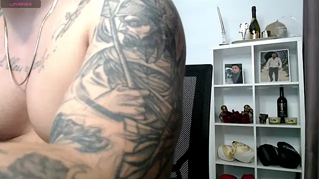 _DylanGreen Live XXX-Chat
