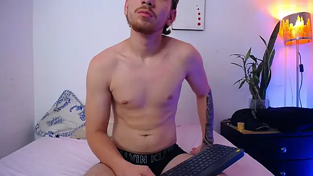 XXX chat uživo modela Stefano_Moretti