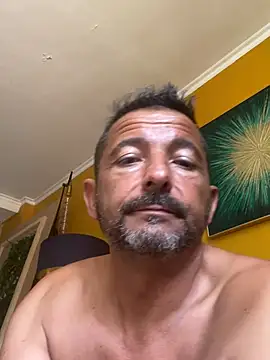 daddy3945 – Naživo XXX chat