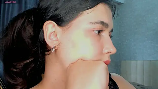 Chat XXX en directo de Diara_1an