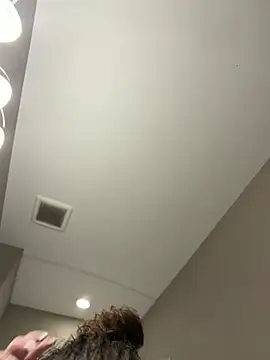 laninasubのライブXXXチャット
